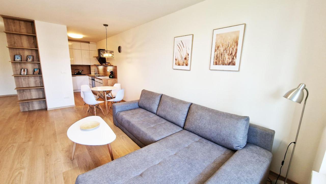 Luxo 2 Room Apartments By Bratislavatrip Екстер'єр фото