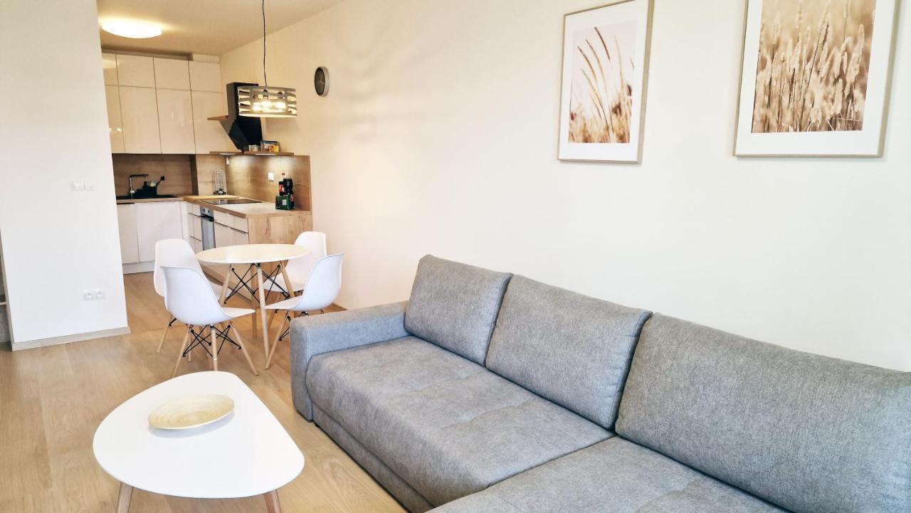 Luxo 2 Room Apartments By Bratislavatrip Екстер'єр фото